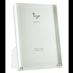 Tizo Design Acrylic Frame, Clear 5x7 NEW
